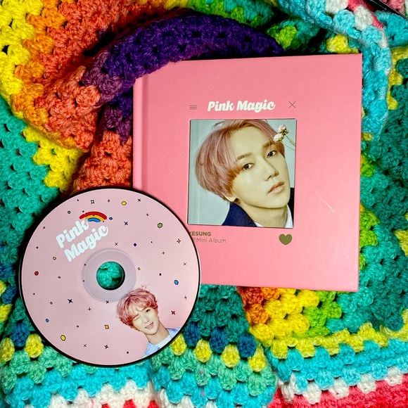 Yesung 3rd Mini album (Pink Magic) - Picture 1 of 2